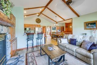 3 Mi to Dtwn: Mtn-View Red Lodge Retreat! - 6