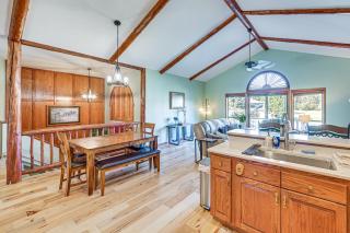 3 Mi to Dtwn: Mtn-View Red Lodge Retreat! - 4