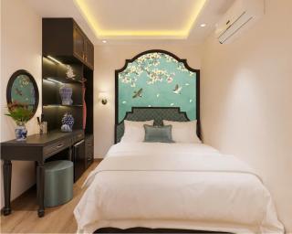 Alley Garden Hotel & Spa, 300m by Hoan Kiem Lake - 6