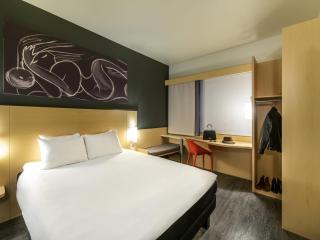 Ibis Queretaro - 6