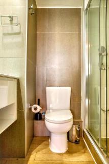 Stylish Urban Escape in the Heart of Providencia - 2