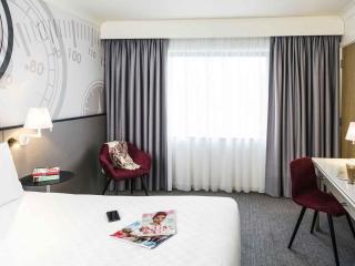 Mercure Dartford Brands Hatch Hotel & Spa - 2