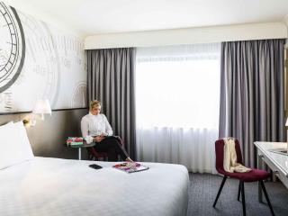 Mercure Dartford Brands Hatch Hotel & Spa - 1