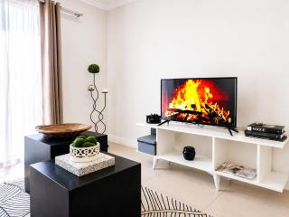 Lovely Apartment in Roodepoort - 1