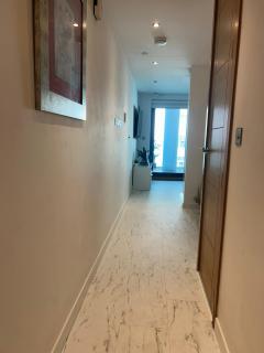 13th Floor Luxury Apartment in Ocean Spa Plaza - 5
