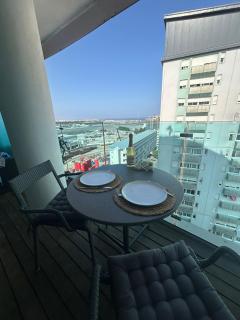 13th Floor Luxury Apartment in Ocean Spa Plaza - 1
