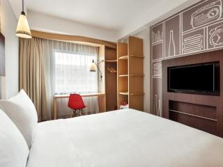 ibis Yogyakarta Adi Sucipto - 4