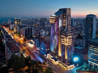 Mövenpick Hotel Istanbul Bosphorus - 8