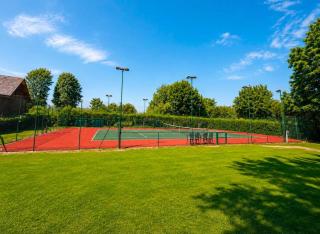 Riverside Studio - Pool & Tennis Court - 6