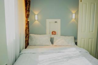 Loft 7 Apartments - 3