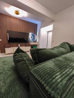 Emerald Gold Apartment - 4