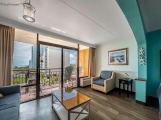 Oversized Ocean View Queen Suite with Beautiful Fireplace and Accents - Sleeps 4 Guests! - 0