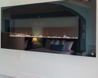 Oversized Ocean View Queen Suite with Beautiful Fireplace and Accents - Sleeps 4 Guests! - 7