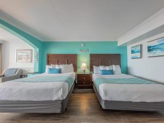 Oversized Ocean View Queen Suite with Beautiful Fireplace and Accents - Sleeps 4 Guests! - 3