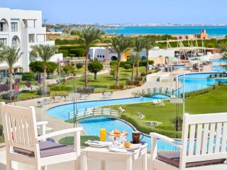 Movenpick Waterpark Resort & Spa Soma Bay - 2