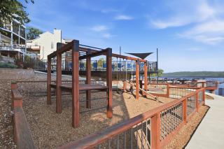 Dream Condo with Perfect Location for All The Fun! - 9