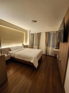Cori Hotel - 1