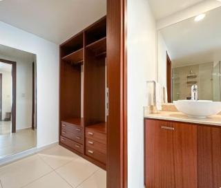 Habitacón Deluxe con Baño Privado Caminando a la Embajada Americano - 6