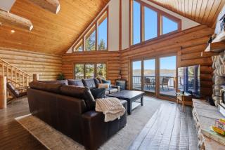 Cozy's Lakefront Lodge- Luxury Log Cabin - 8
