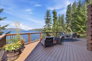 Cozy's Lakefront Lodge- Luxury Log Cabin - 6