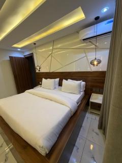 The Edge Residence Hotel - 5