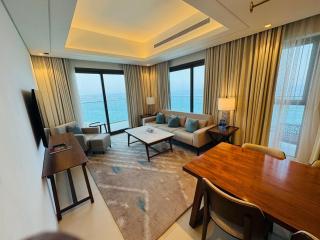 3 BR Oscar apartment in Address Beach Resort Fujairah - 2