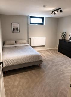Exclusive house with large social areas - 1