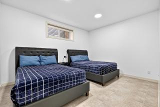 Spacious 2BR, Sleeps 8, Near Fish Creek - 9