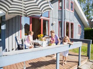skandinavisches Ferienhaus in Mirow - 8