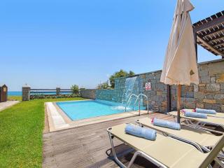 Holiday home in Kiotari with a terrace or balcony - 4