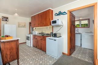Dream View Waterfront - Paihia Holiday Home - 1