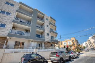 Modern Luxury 3BR in Swieqi - Spacious & Stylish - 1