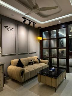 1 bubble BHK Bahria town phase 7 - 5