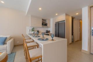 Wake Up to the Ocean, True Beachfront Terrace - 3