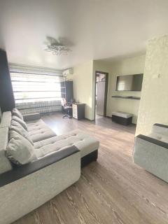 Достоевского 17 - 0