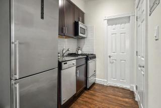 The Yorkville V Vibe 8836 - 3