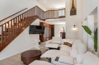 PB98B - Private Villa with pool - 5min from Palm Beach - 5BR house - 7