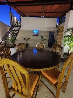 Apartamento privado con terrazas y Tv giratoria l Hasta 4 huéspedes - 4