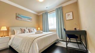 Close to YVR King Sized Private Entrance Suite - 8
