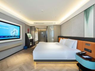 Novotel Sanya Phoenix International Airport - 1