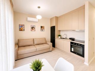Skyline Panoramic Apartment - 2