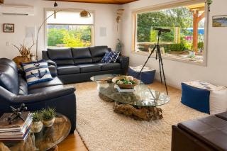 Ketchikan Oceanfront Retreat | Dock On-Site, Beach - 9