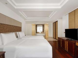 Grand Mercure & Spa Sanya Yalong Bay - Huayu Resort Hotel Enjoy a 20-minute massage session - Sanya - 4