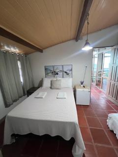 Suíte, situada na Casa Pé na Areia 027 - 7