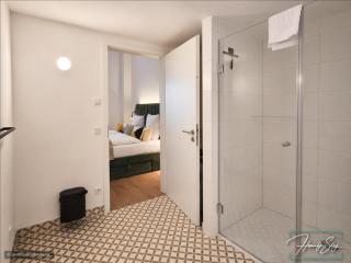 HOMELY STAY - Urban Studio Apartments - 7
