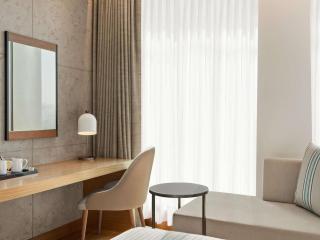 Mercure Dubai Gold District - 3
