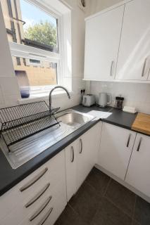 Cosy workers cottage in historic Dudley - 5