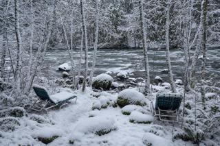 Stay Portland - Sandy Riverfront Mt Hood Cabin! 9 Queen Beds! - 9