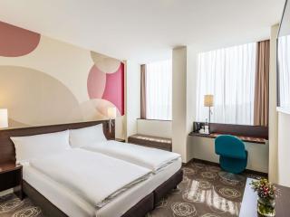 Webers Hotel im Ruhrturm Essen by Accor - Essen - 2