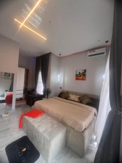Citrine Studio 1 bedroom Apartments Ajah Lekki with gym WiFi Netflix Youtube - 1